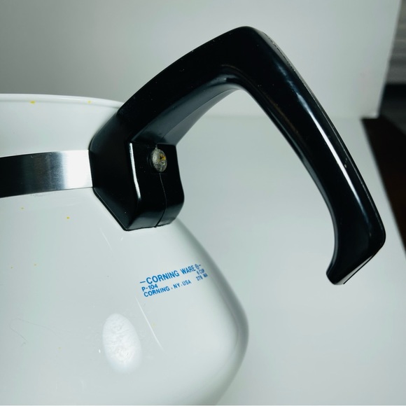 Corning Ware P-104 teapot coffee pot blue cornflower 6 cup made in USA Vintage - Picture 11 of 15